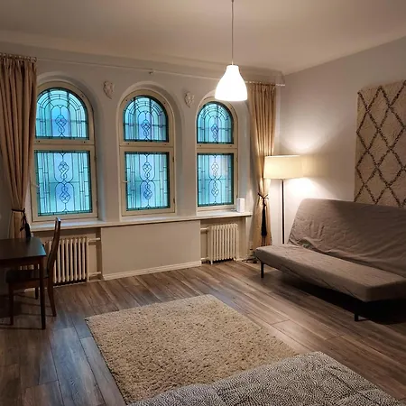 Quiet In The Center 76 M2 شقة