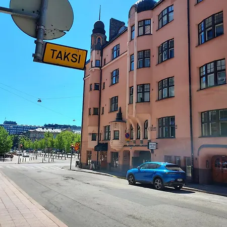 Quiet In The Center 76 M2 Helsinki