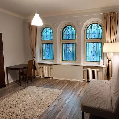 Quiet In The Center 76 M2 Apartman *