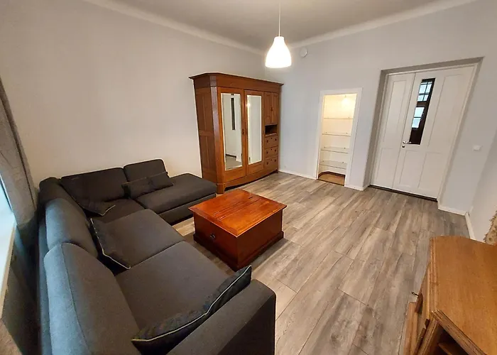 Апартаменты Quiet In The Center 76 M2